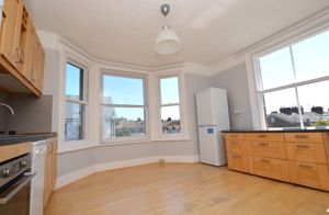 Kitchen-Breakfast Room pic1- click for photo gallery